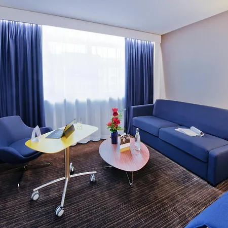 Mercure Centre Parlement 4*
